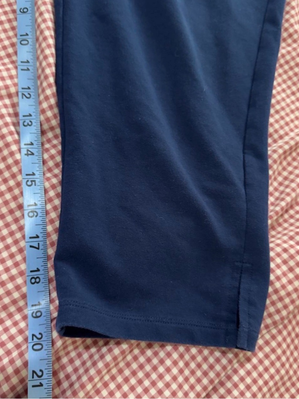 Y2K Women's Navy Capri Sweats - Picture 6 of 7